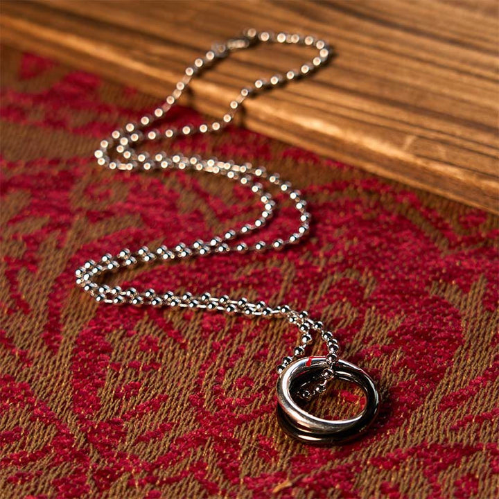 Collana con ciondolo portafortuna del Grande Carro con Buddha Stones in rame Qiankun Hoop