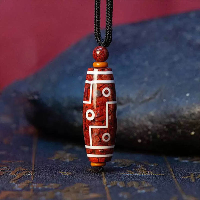 Collana con ciondolo di benedizione di perline Dzi a nove occhi in cinabro Buddha Stones