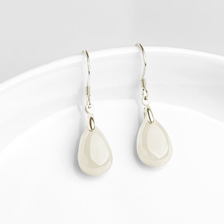 Orecchini pendenti Buddha Stones in argento sterling 925 con motivo a goccia d'acqua e giada, motivo fortuna e prosperità