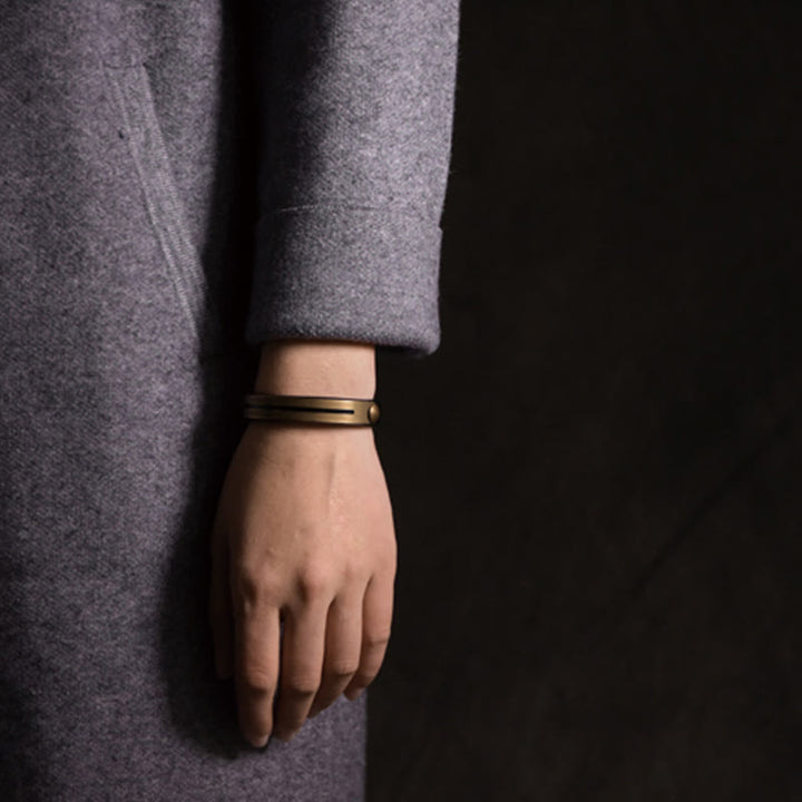 Bracciale rigido in pelle vintage con Buddha Stones, in rame e ottone
