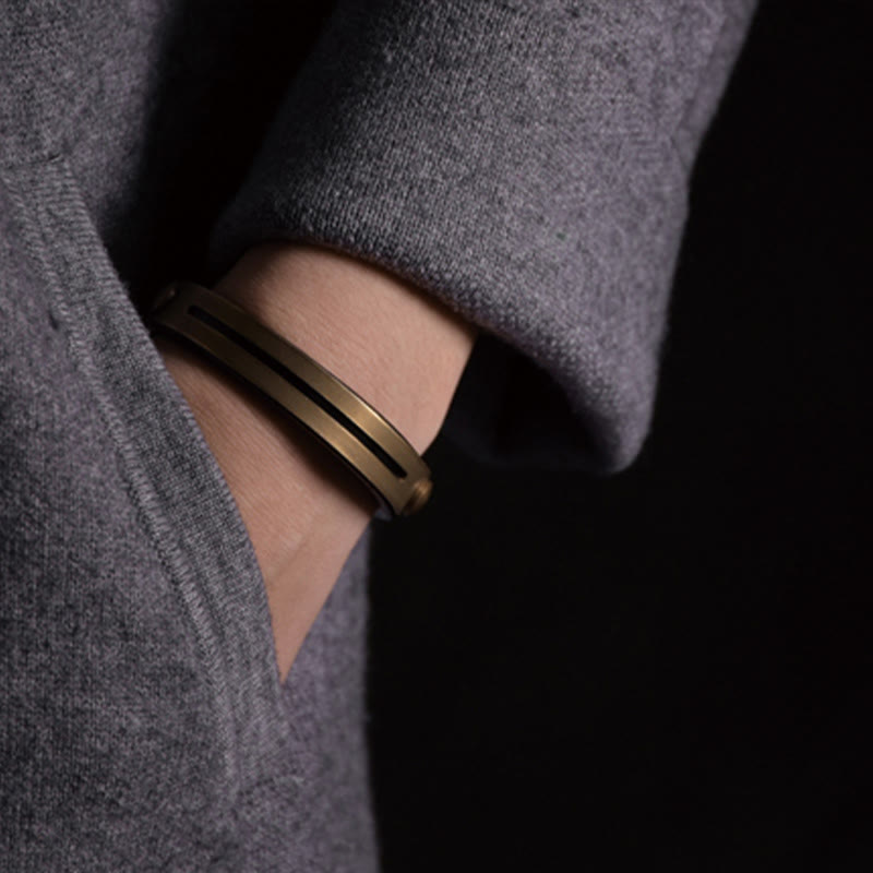 Bracciale rigido in pelle vintage con Buddha Stones, in rame e ottone