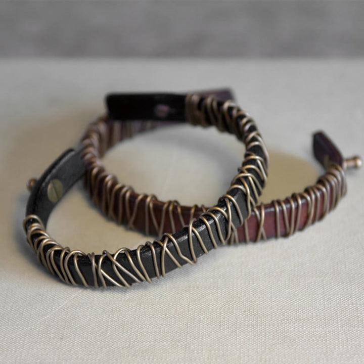 Braccialetto di bilanciamento in ottone e rame con Buddha Stones in pelle vintage