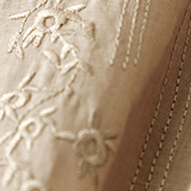 Camicia casual da donna in cotone e lino con scollo a V e fiori ricamati, manica corta, modello Buddha Stones - image 15