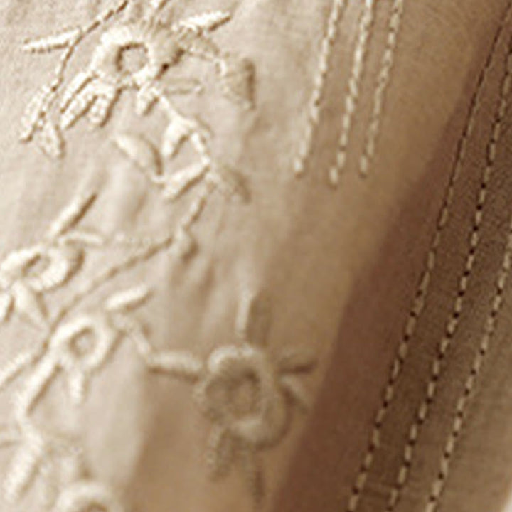 Camicia casual da donna in cotone e lino con scollo a V e fiori ricamati, manica corta, modello Buddha Stones - image 15