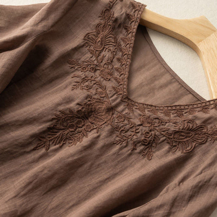 Camicia da donna in cotone a mezza manica con scollo a V e ricamo floreale casual Buddha Stones