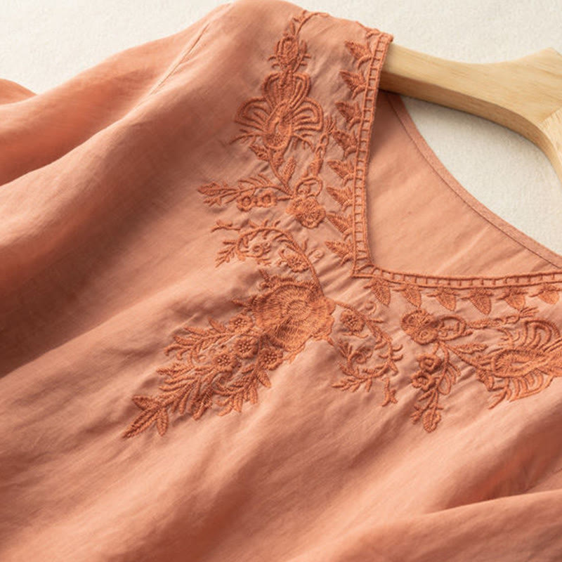 Camicia da donna in cotone a mezza manica con scollo a V e ricamo floreale casual Buddha Stones