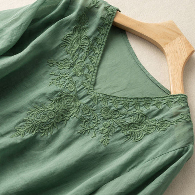 Camicia da donna in cotone a mezza manica con scollo a V e ricamo floreale casual Buddha Stones