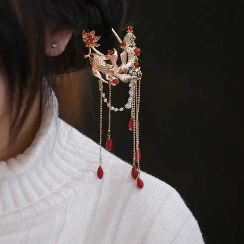 Buddha Stones in stile cinese Koi Fish Flower Tassel Red Agate Rame placcato oro Forcina per capelli Pettine per capelli