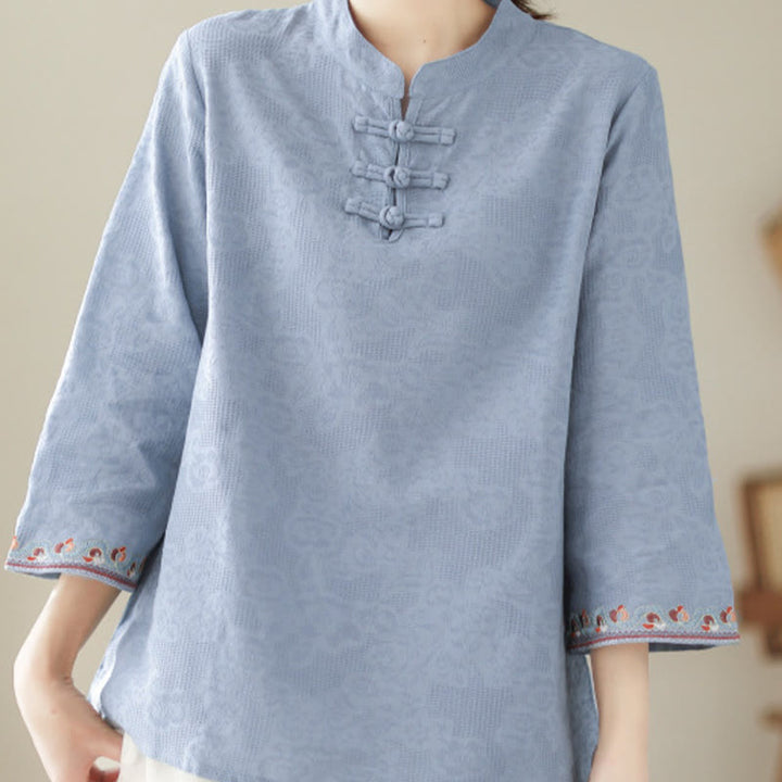 Camicia da donna in cotone e lino con maniche a tre quarti, modello girocollo, in jacquard casual con bottoni a rana e motivo Buddha Stones - image 19