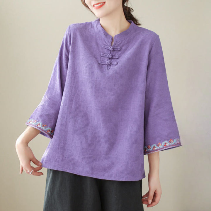 Camicia da donna in cotone e lino con maniche a tre quarti, modello girocollo, in jacquard casual con bottoni a rana e motivo Buddha Stones - image 23