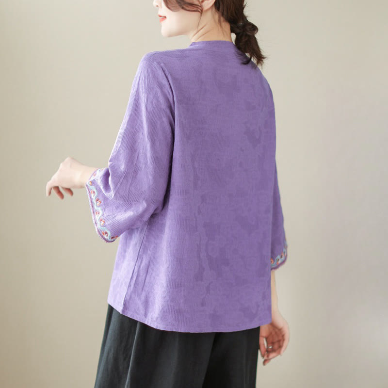 Camicia da donna in cotone e lino con maniche a tre quarti, modello girocollo, in jacquard casual con bottoni a rana e motivo Buddha Stones - image 21
