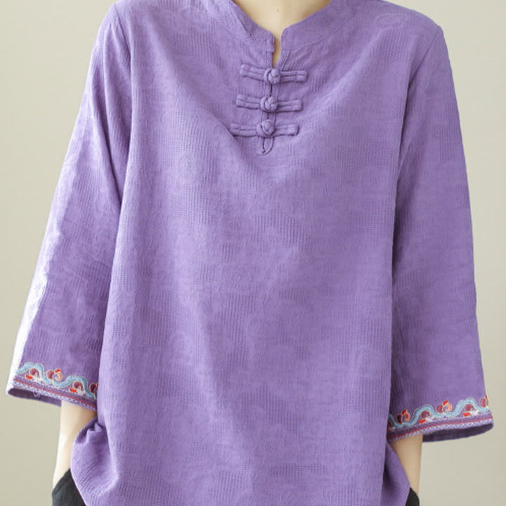 Camicia da donna in cotone e lino con maniche a tre quarti, modello girocollo, in jacquard casual con bottoni a rana e motivo Buddha Stones - image 26