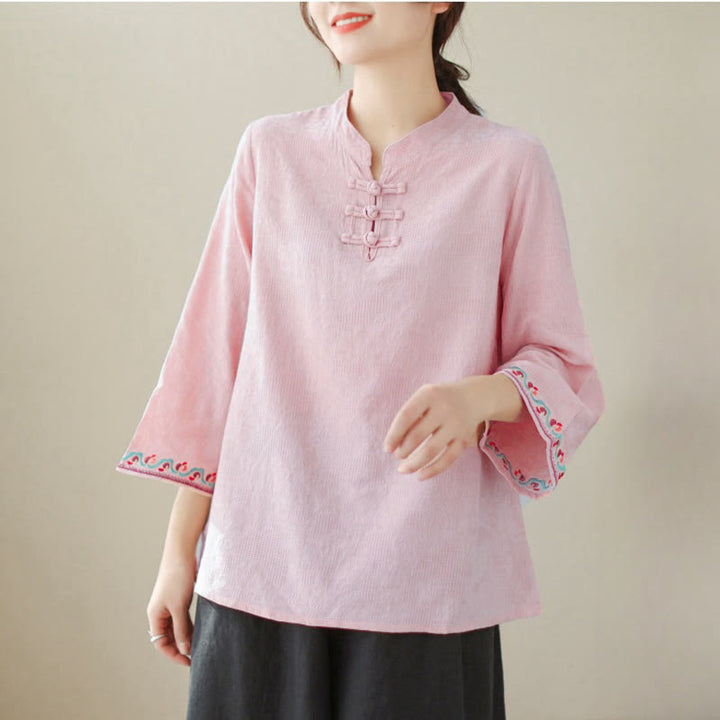 Camicia da donna in cotone e lino con maniche a tre quarti, modello girocollo, in jacquard casual con bottoni a rana e motivo Buddha Stones - image 28
