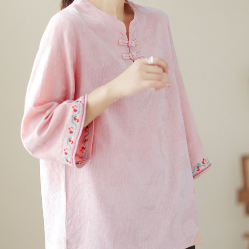 Camicia da donna in cotone e lino con maniche a tre quarti, modello girocollo, in jacquard casual con bottoni a rana e motivo Buddha Stones - image 30