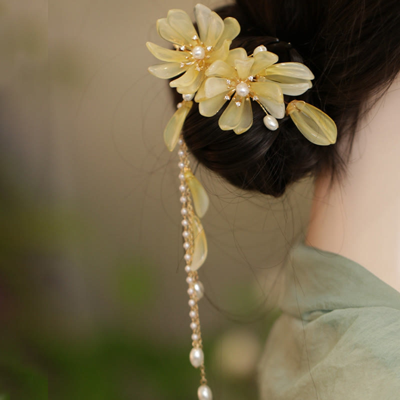 Fermaglio per capelli laterale con nappa di magnolia classica Buddha Stones