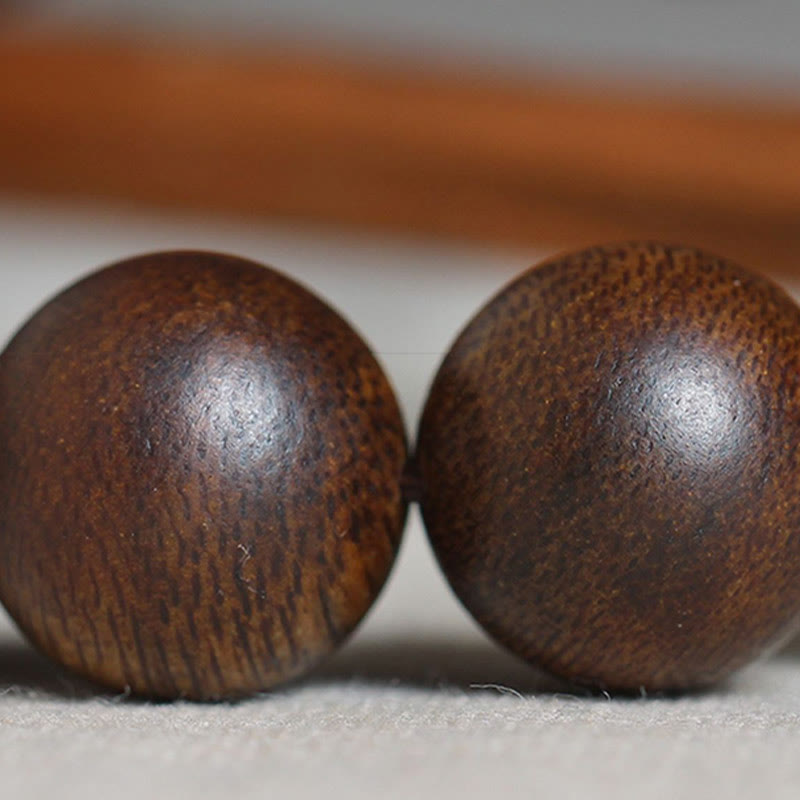 Buddha Stones Cambogia Qinan Agarwood Braccialetto di equilibrio dell'acqua che affonda a nove punti