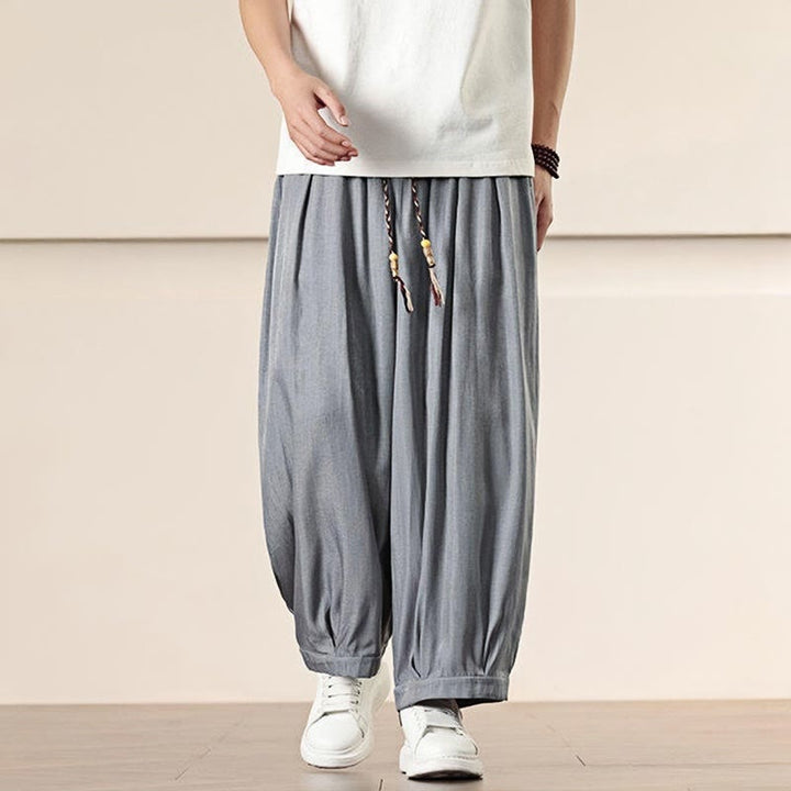 Pantaloni larghi da uomo con coulisse e tasche, tinta unita, modello Buddha Stones Spring - image 12
