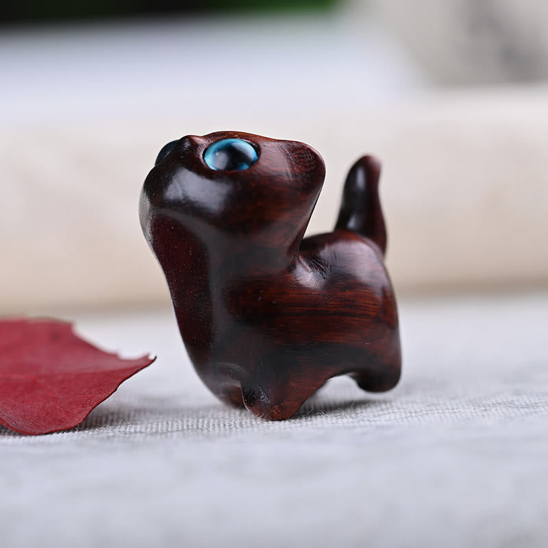 Buddha Stones Sandalo verde Legno di ebano Sandalo Piccola foglia Sandalo rosso Mini gatto fortunato Decorazione della pace - Piccola foglia di sandalo rosso occhi blu 3,1*1,8*3,2 cm - image 15
