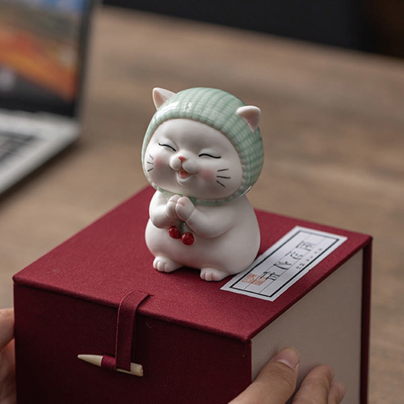 Buddha Stones Lucky Cute Cat In Sciarpa Decorazione Figurina in Ceramica