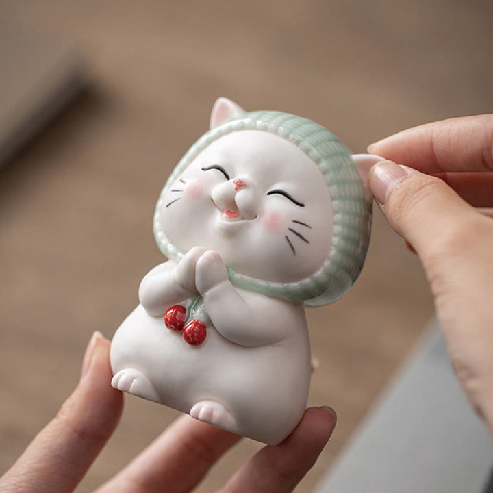 Buddha Stones Lucky Cute Cat In Sciarpa Decorazione Figurina in Ceramica