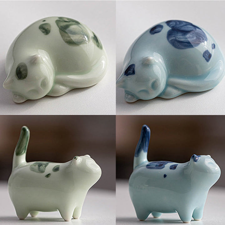 Buddha Stones Mini Lucky Cute Spotted Standing Cat Sleeping Kitten Ceramic Figurina Decorazione