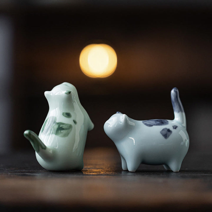Buddha Stones Mini Lucky Cute Spotted Standing Cat Sleeping Kitten Ceramic Figurina Decorazione