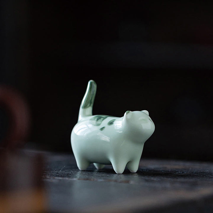 Buddha Stones Mini Lucky Cute Spotted Standing Cat Sleeping Kitten Ceramic Figurina Decorazione