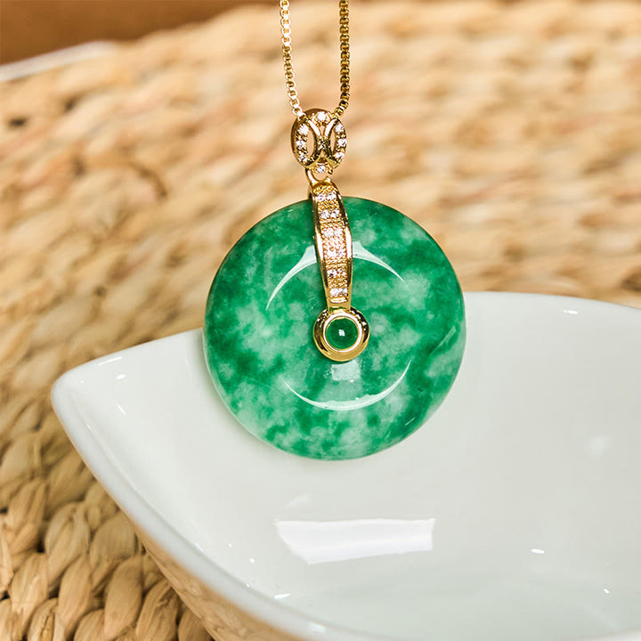 Collana con ciondolo con fibbia della pace in giada ciano naturale Buddha Stones