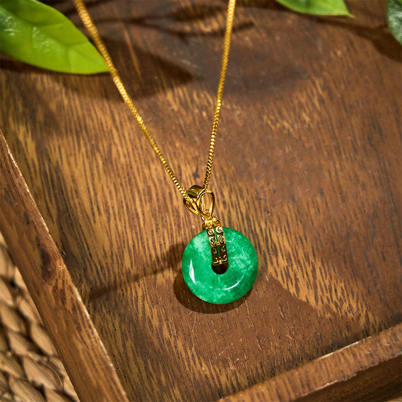 Collana con ciondolo con fibbia della pace in giada ciano Buddha Stones , guarigione e fortuna
