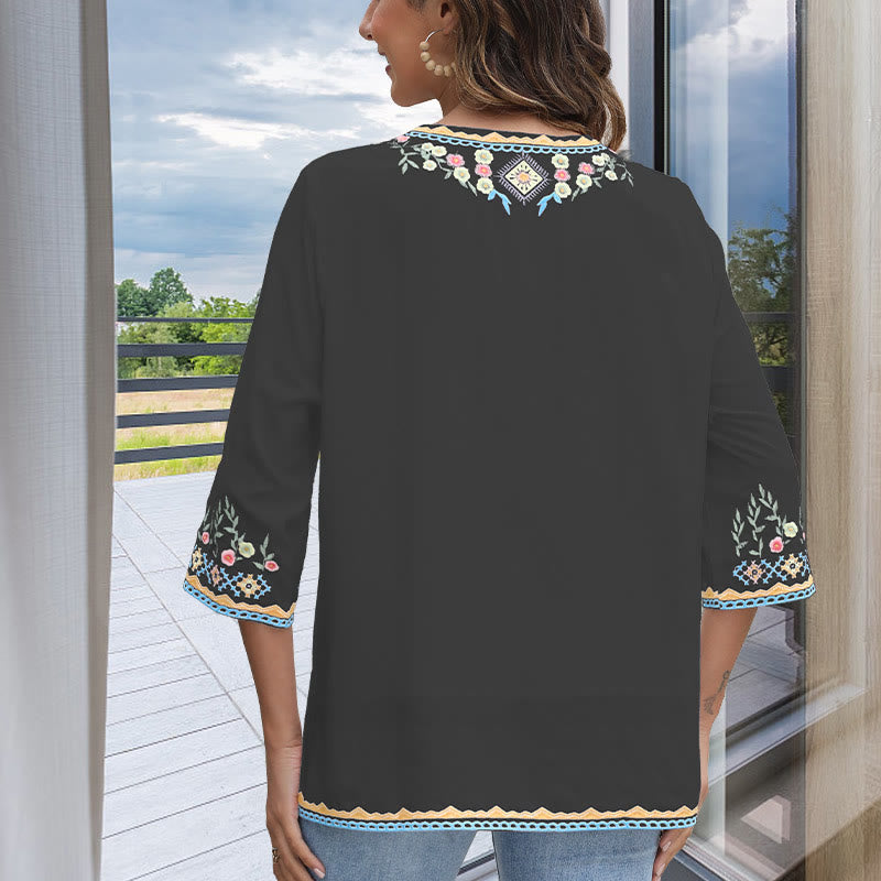 Buddha Stones Primavera Quotidiano Ricamo Fiore Modello Manica Lunga Scollo a V Cotone T-Shirt Donna