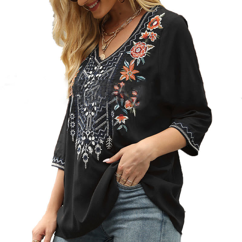T-shirt da donna con maniche a tre quarti e scollo a V, stampa floreale e ricamo, ideale per la primavera, con motivo Buddha Stones. - image 11