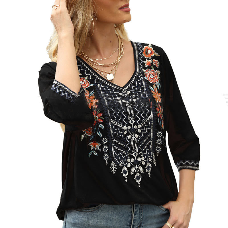 Buddha Stones Primavera Casual Semplice Ricamo Motivo Floreale Design Maniche Tre Quarti Scollo a V Cotone T-Shirt da Donna