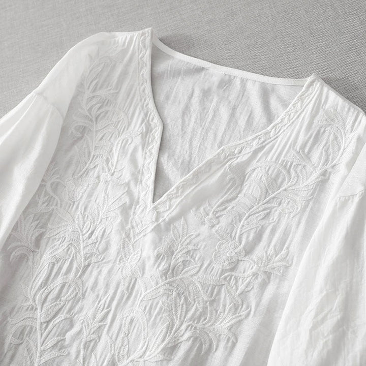 Abito midi estivo con maniche corte, scollo a V, tasche, ricamo a foglia e fiore, colore bianco puro, motivo Buddha Stones - image 2