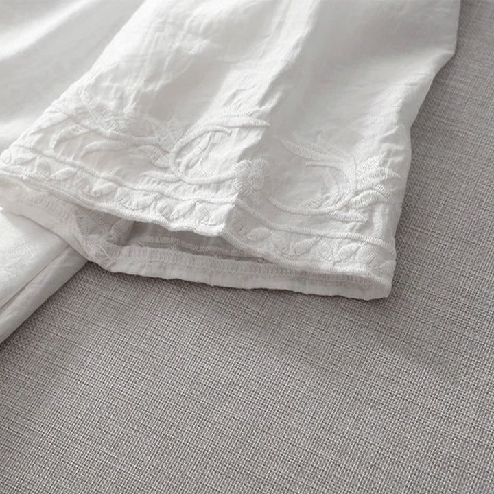 Abito midi estivo con maniche corte, scollo a V, tasche, ricamo a foglia e fiore, colore bianco puro, motivo Buddha Stones - image 10