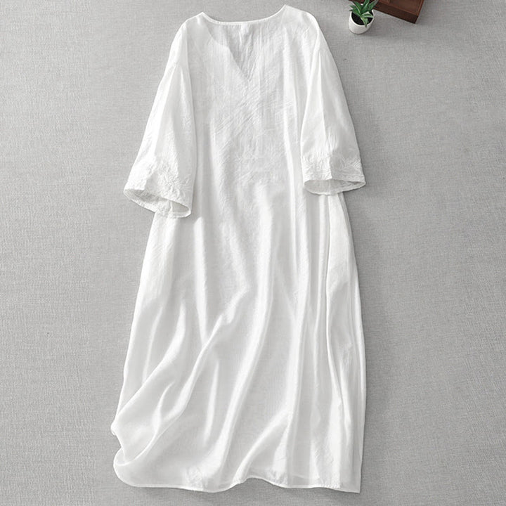 Abito midi estivo con maniche corte, scollo a V, tasche, ricamo a foglia e fiore, colore bianco puro, motivo Buddha Stones - image 1