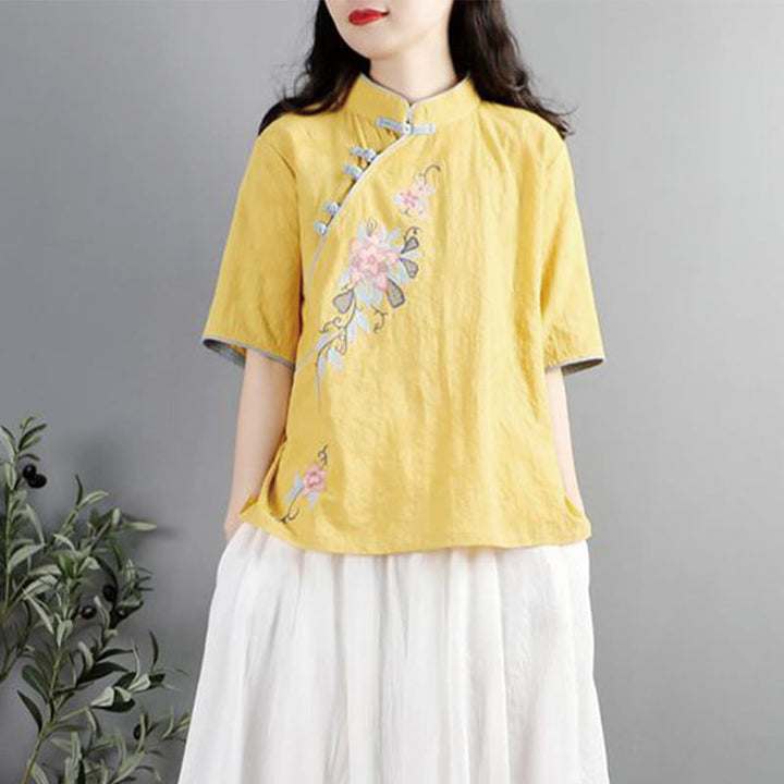 Camicia da donna in cotone e lino con collo alla coreana, bottoni a rana, manica corta, ricamo floreale estivo Buddha Stones - image 10