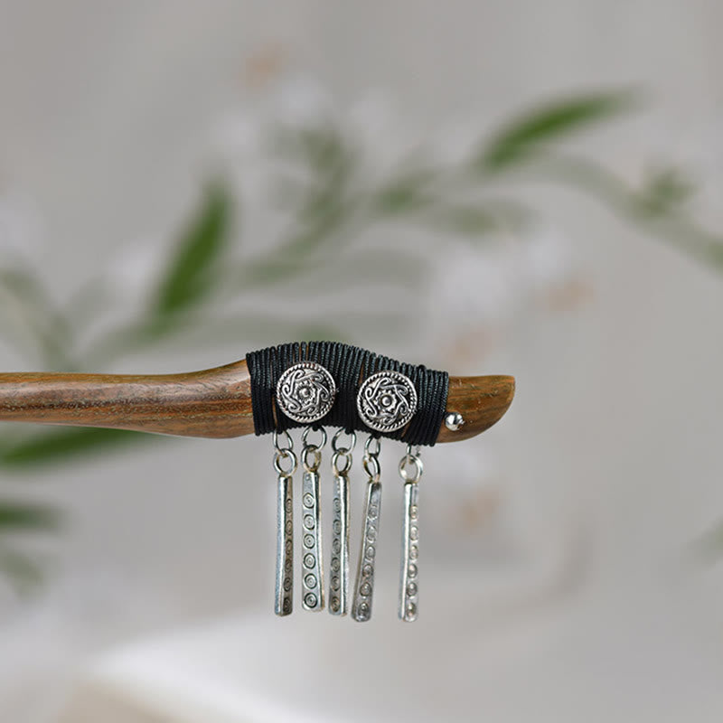Forcina per capelli lenitiva con nappa in argento e sandalo verde Buddha Stones