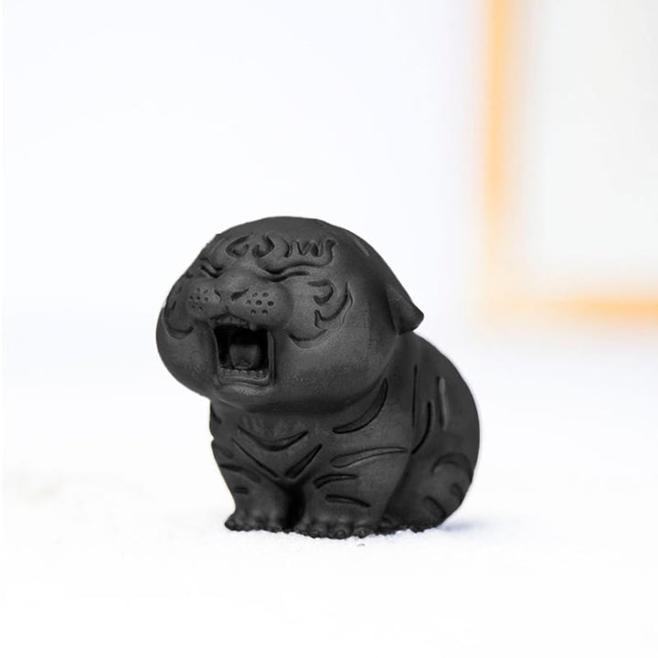 Buddha Stones Mini Carino Tigre Ferro Polvere Ruggine Statua Resina Decorazione Casa