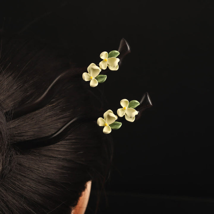 Forcina Buddha Stones Ebony Gardenia Petal Courage
