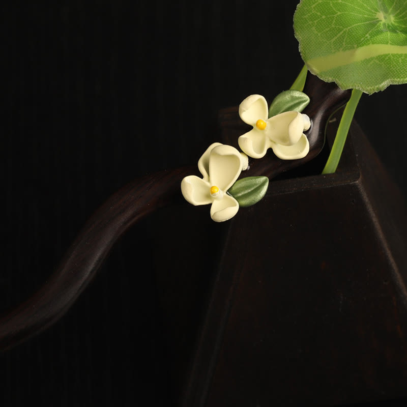 Forcina Buddha Stones Ebony Gardenia Petal Courage