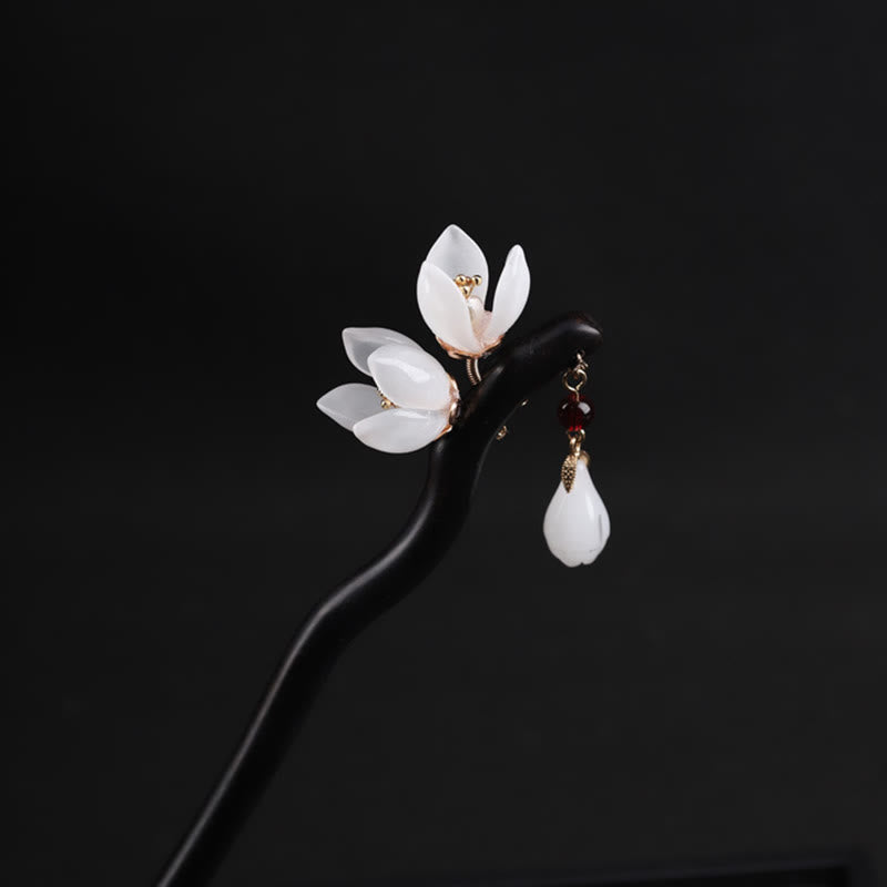 Forcina per capelli con petali di fiori di magnolia in ebano Buddha Stones