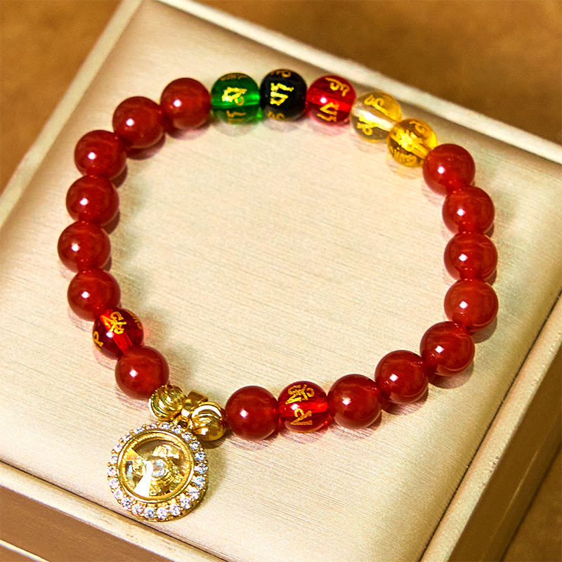 Buddha Stones Agata rossa Om Mani Padme Hum Cinque direzioni Dei della ricchezza Zircone Ciclone Charm Braccialetto di accettazione di sé