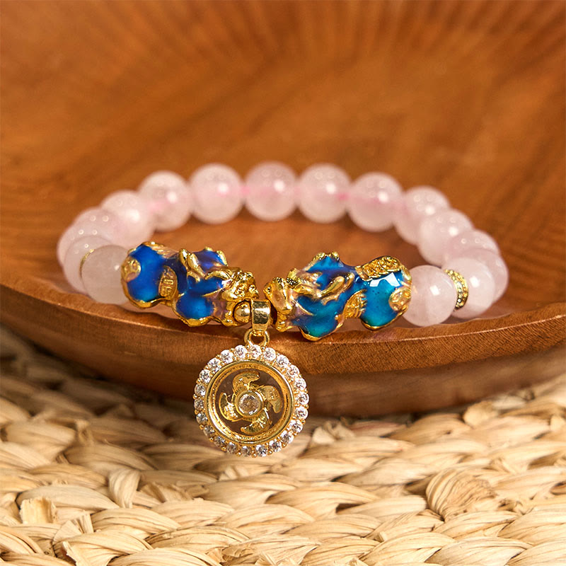 Braccialetto con ciondolo a forma di ciclone PiXiu Buddha Stones e cristallo rosa che cambia colore - Bracciale Pixiu in cristallo rosa (circonferenza del polso: 15-17 cm) - image 0