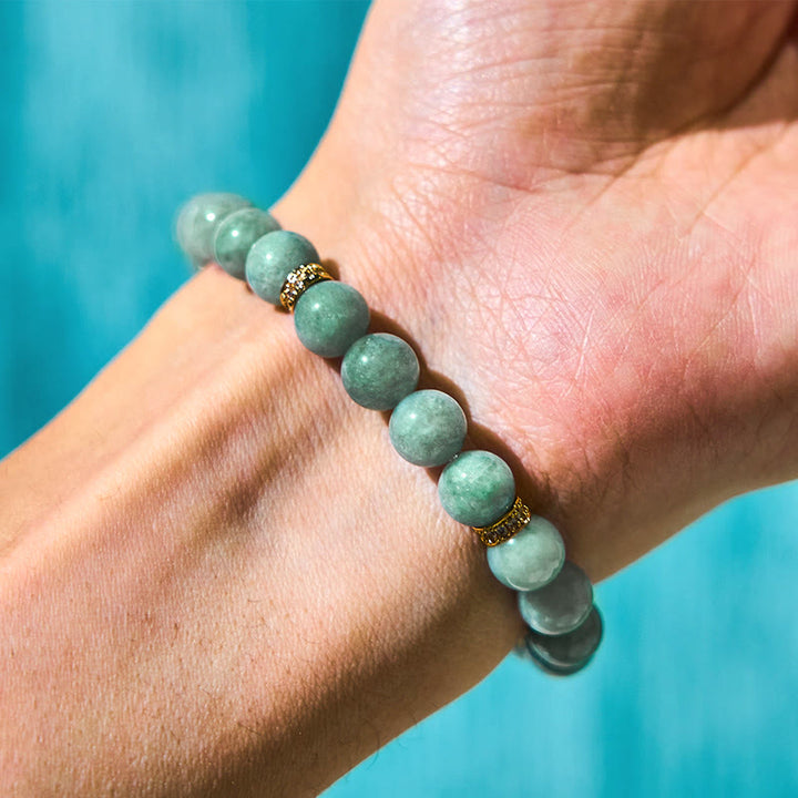 Braccialetto portafortuna con ciondolo ciclone Om Mani Padme Hum in giada verde naturale Buddha Stones