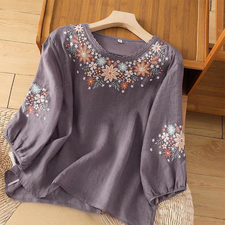 T-shirt da donna in cotone e lino con maniche a tre quarti, scollo rotondo, ricamo di fiori e foglie, motivo Buddha Stones