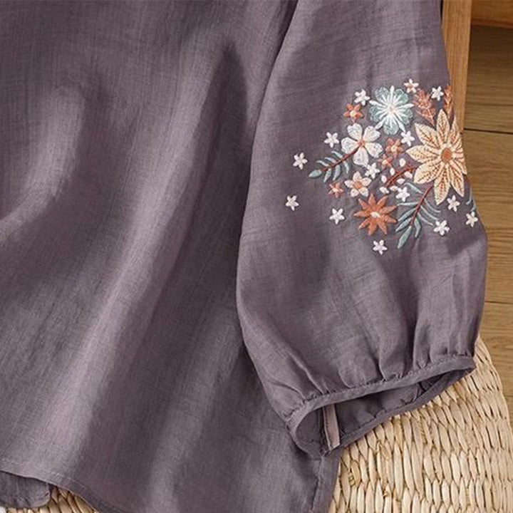 T-shirt da donna in cotone e lino con maniche a tre quarti, scollo rotondo, ricamo di fiori e foglie, motivo Buddha Stones