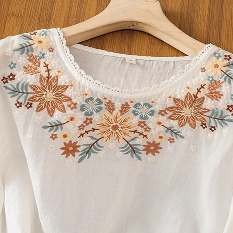 T-shirt da donna in cotone e lino con maniche a tre quarti, scollo rotondo, ricamo di fiori e foglie, motivo Buddha Stones