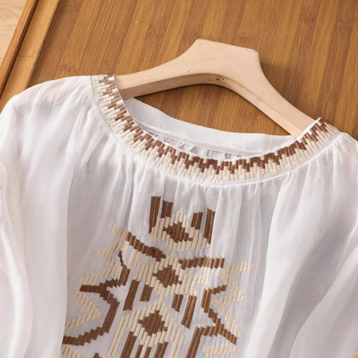 T-shirt casual da donna con scollo a giro, manica corta, in spandex, con ricamo simmetrico Buddha Stones