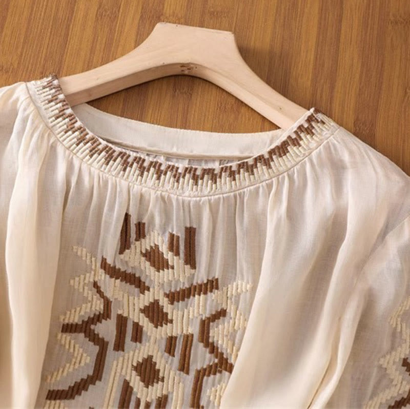 T-shirt casual da donna con scollo a giro, manica corta, in spandex, con ricamo simmetrico Buddha Stones