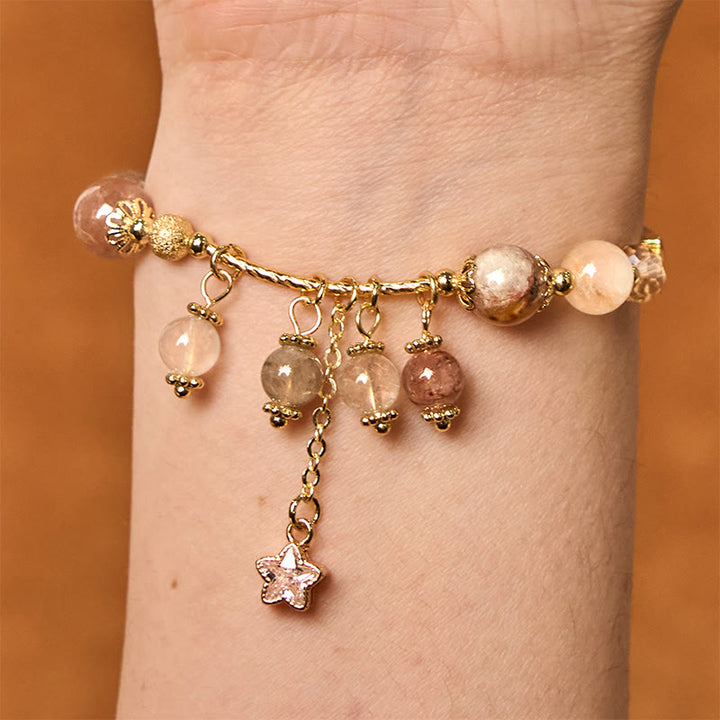 Braccialetto di auspicio con stelle a quadrifoglio e quarzo rutilato giallo colorato naturale di Buddha Stones